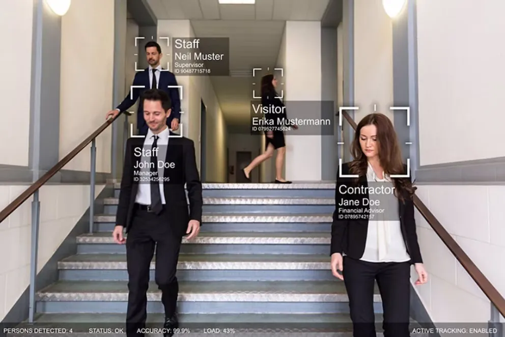 WhatsApp Image 2025-10-08 at 00.00.44